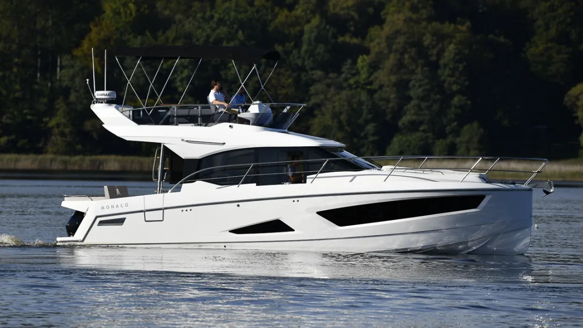 Skamander 110 Monaco Fly